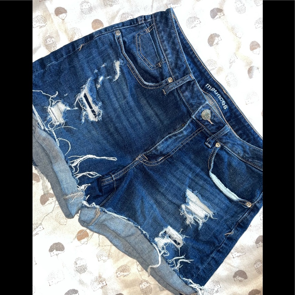 Maurice’s size 10 shorts